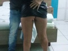 Morena Exageradamente Gostosa de Goiânia - GO Vai Pro Motel Com Seu Maridão e Grava um Pornô Amador Fodendo em Várias Posições