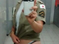 Contribuição Caseira Nacional - Maita Sousa Policial Militar de Minas Gerais Envia Nudes Fardada Pra Colega de Profissão e Cai na Net