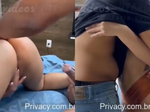Bucetuda safada abrindo a xota para assinante arrombar com vontade