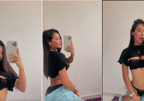 Colombiana safada mostrando sua bundinha sensual