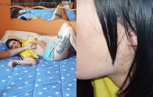 Italiana sensual revela seus segredos íntimos durante a quarentena