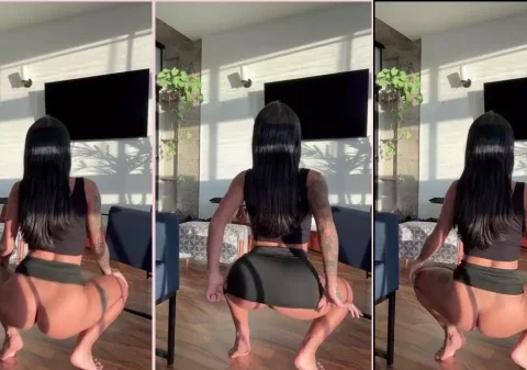 Ninfetinha safada dançando funk de saia curta sem calcinha