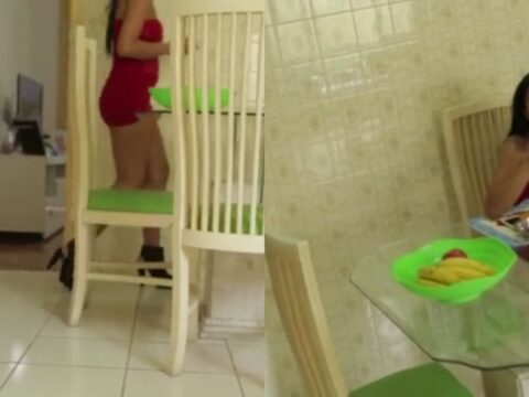 Priminha safada rebolando de calcinha fio dental