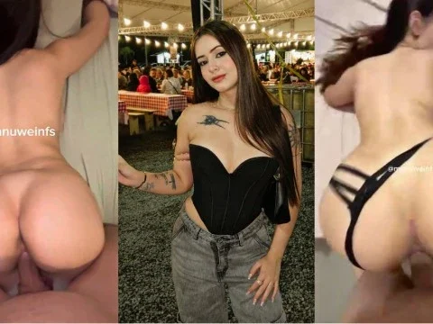Jovem muito linda metendo a calcinha de lado para trepar com força