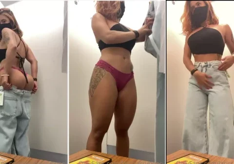 Mulher bem safada filmando o seu corpão no provador do shopping