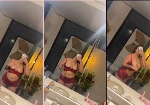 Caiu na net vídeo intimo de uma gostosa em frente ao espelho só de lingerie mostrando os seios