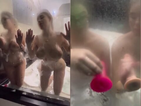 Safada de SP chupando consolo com amiga numa suruba lesbica